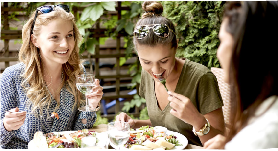 people-eating_200724_151517
